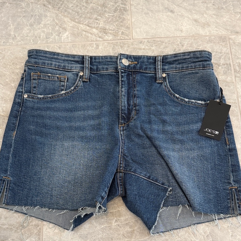 NWT Joe’s Jeans cut off short size 28
